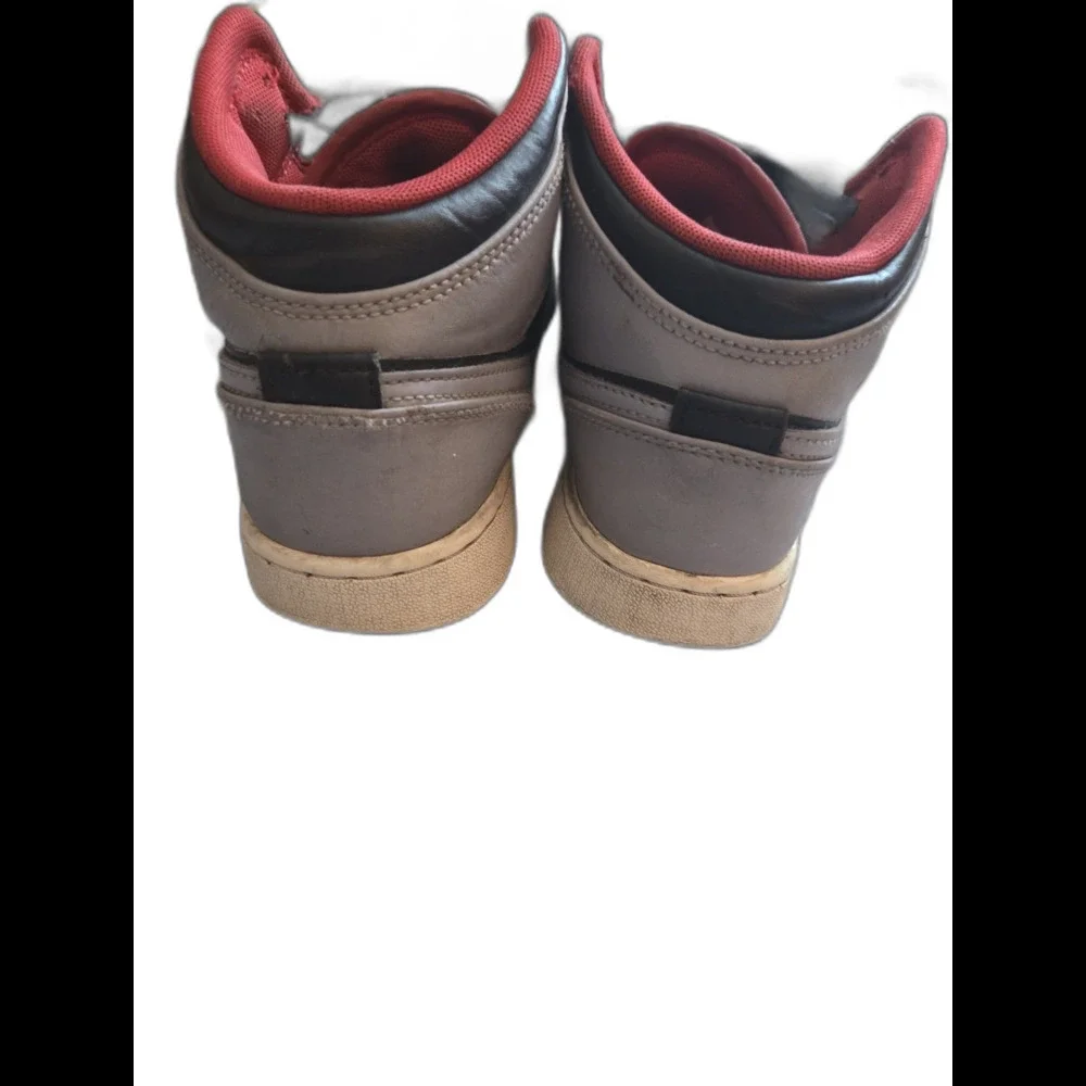 Jordan Air Jordan 1 High Top Sneakers Black Grey Red Kids 5.5Y Leather Athletic